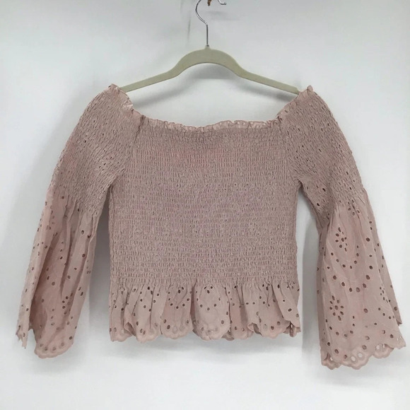 Express Women’s Smocked Eyelet Bell Sleeve Cropped Blouse Spring NWT Size M - Picture 3 of 8